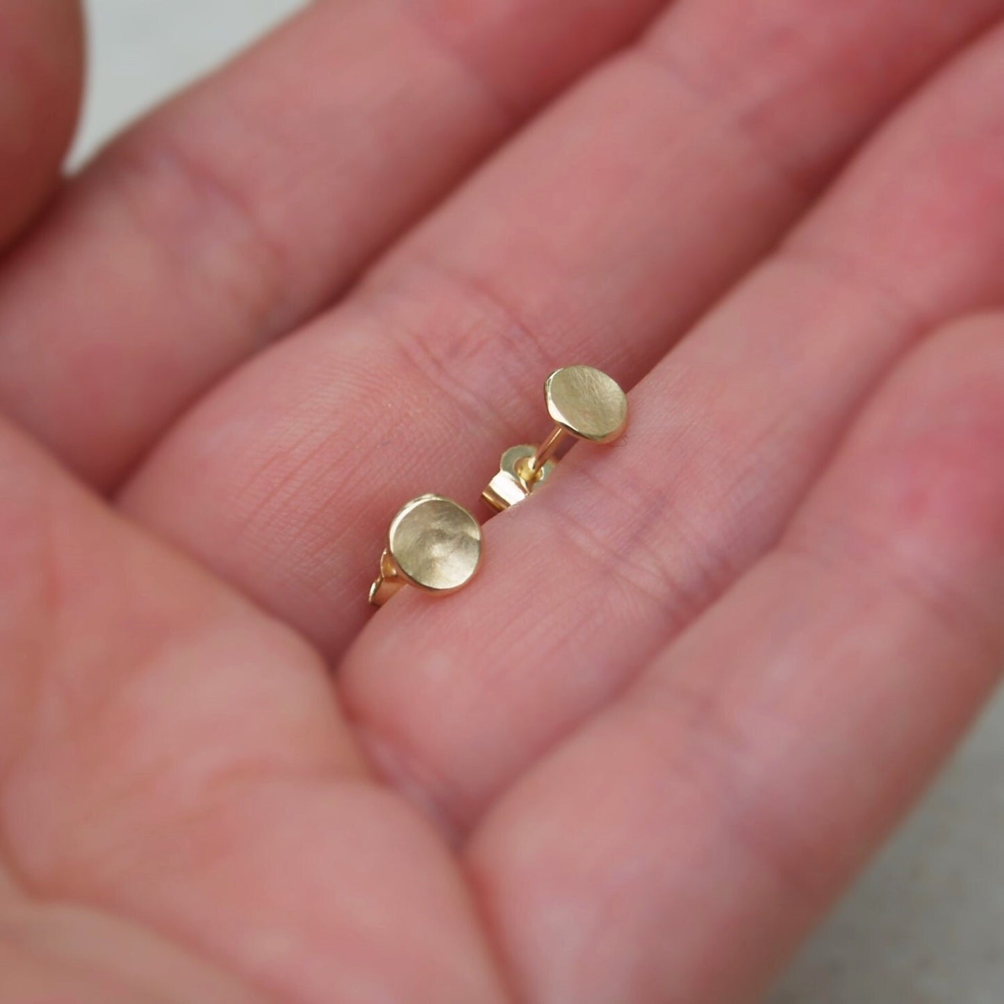 Handmade 9ct yellow gold tiny 4mm disc petal stud earrings