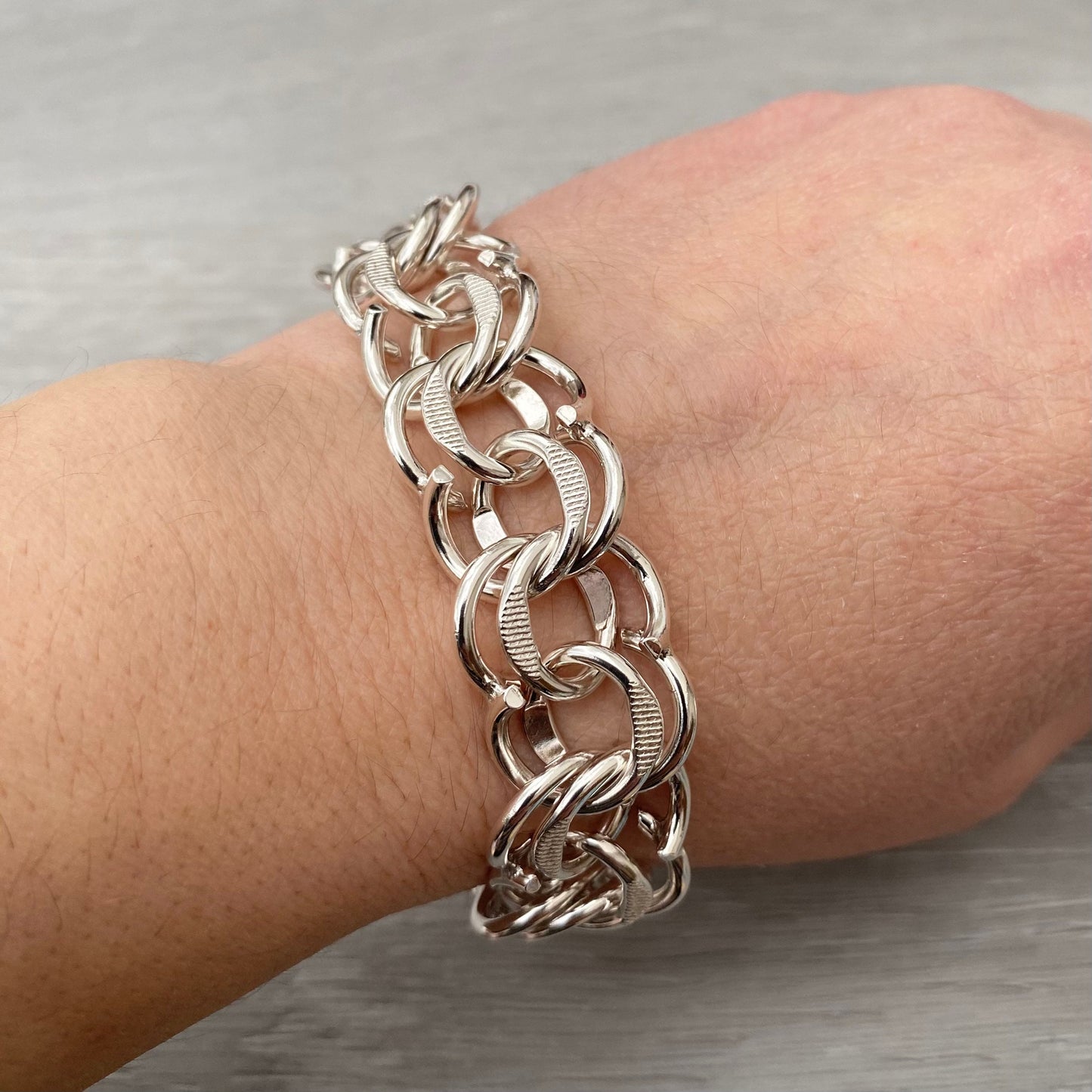 Vintage 1970s silver heart padlock fancy wide link 7.5" bracelet