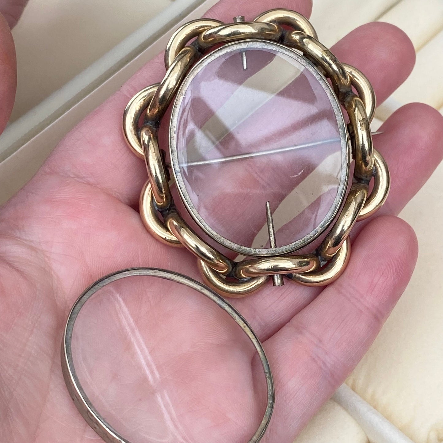 Vintage large gold plated base metal double sided swivel case brooch