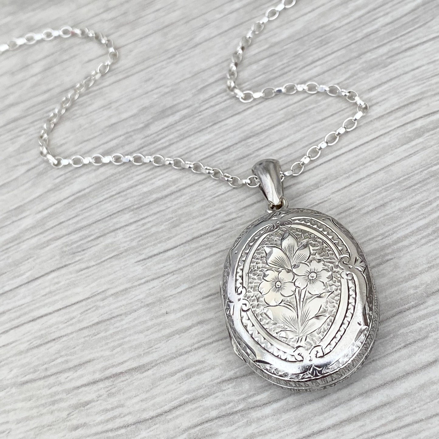 Vintage silver large oval engraved locket pendant on a new 28" trace chain