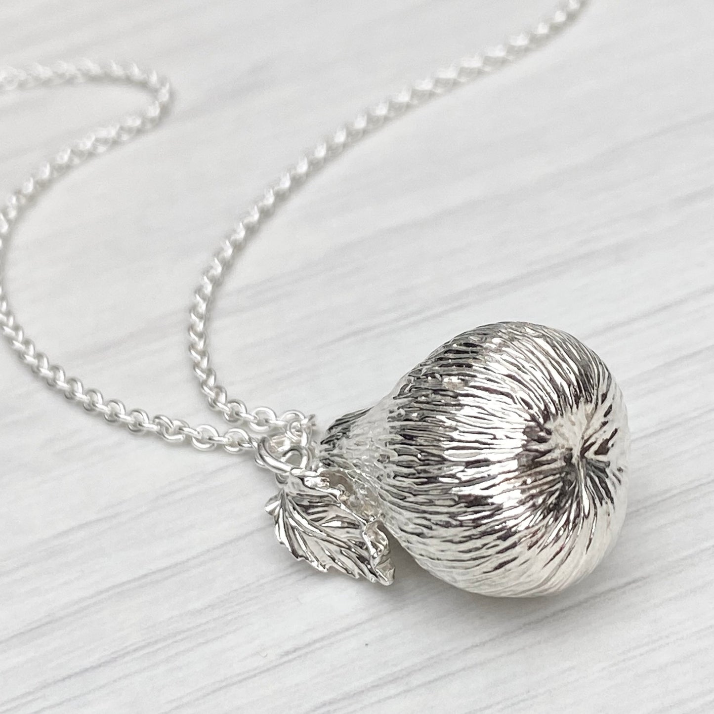 Vintage 1970s large solid silver pear pendant on a new 28” silver trace chain