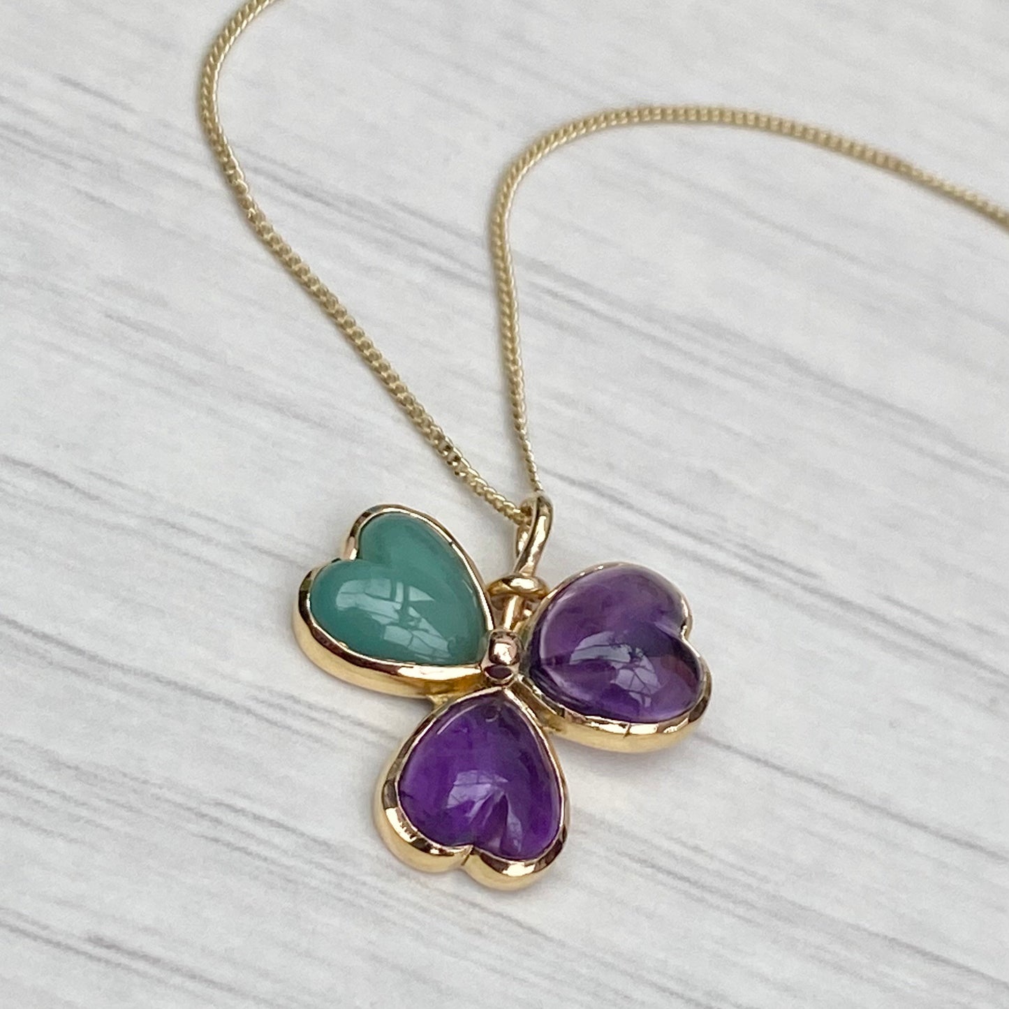 Vintage 9ct yellow chalcedony and amethyst clover pendant on a new 9ct gold chain
