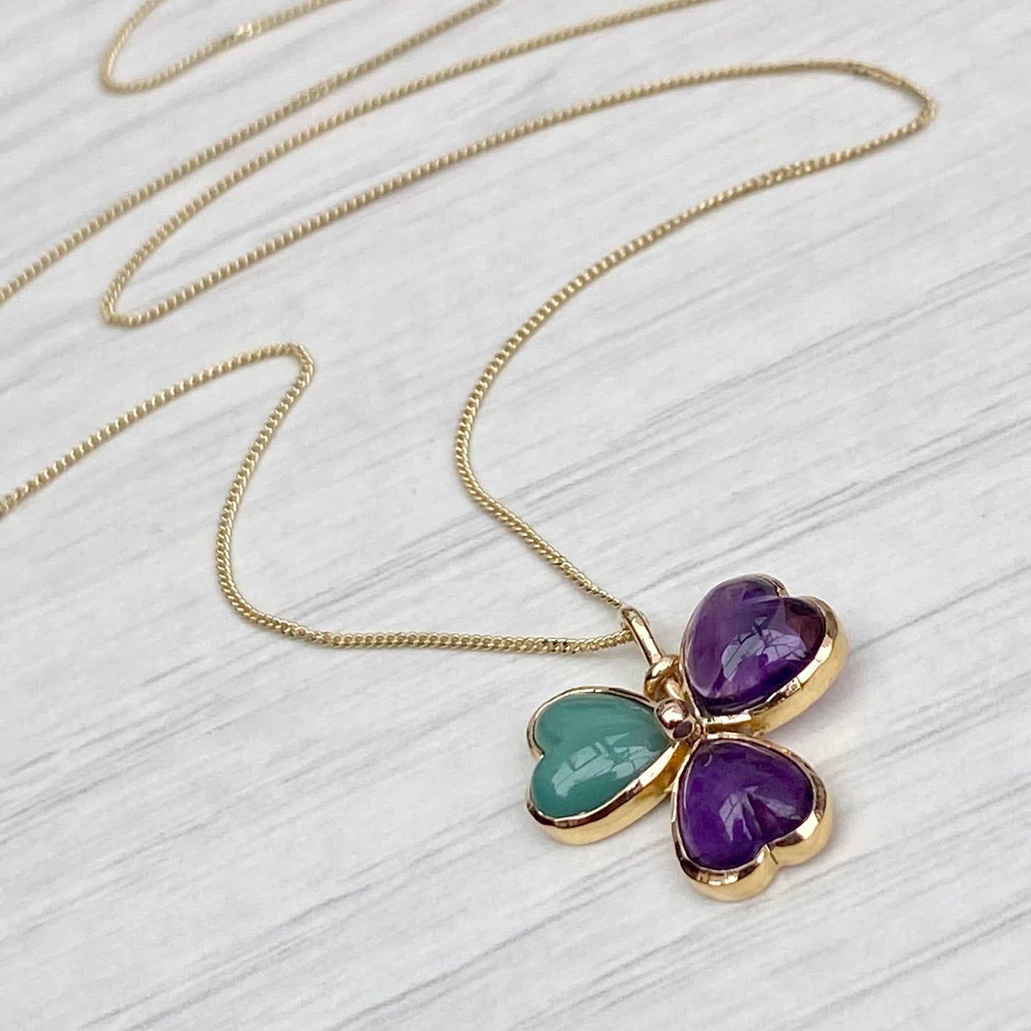 Vintage 9ct yellow chalcedony and amethyst clover pendant on a new 9ct gold chain
