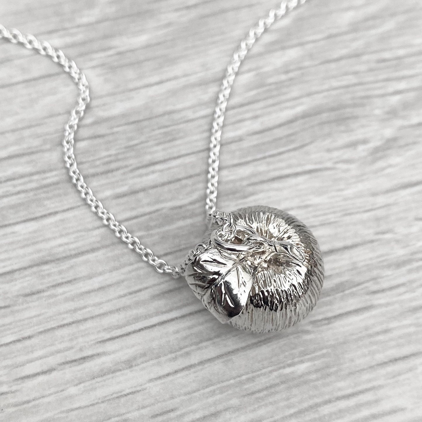 Vintage 1970s large solid silver apple pendant on a new 28” silver trace chain