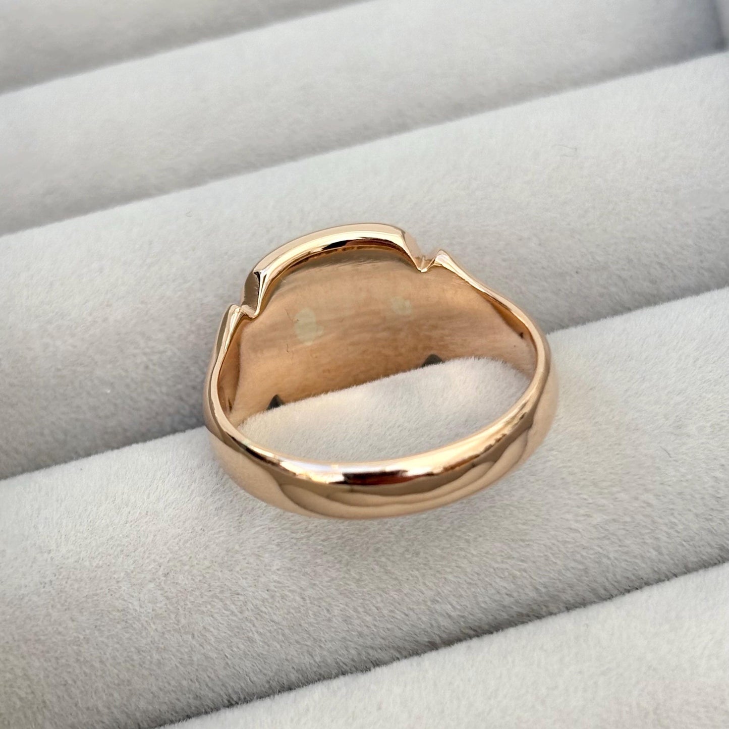 Vintage Edwardian 1915 9ct rose gold cushion signet ring