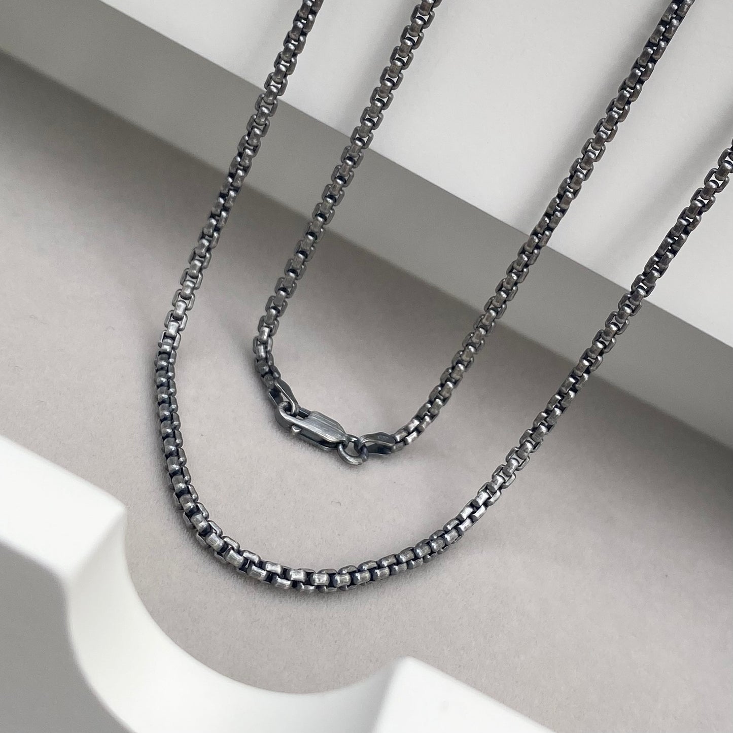 Oxidised or polished solid sterling silver 2.5mm wide box belcher chain