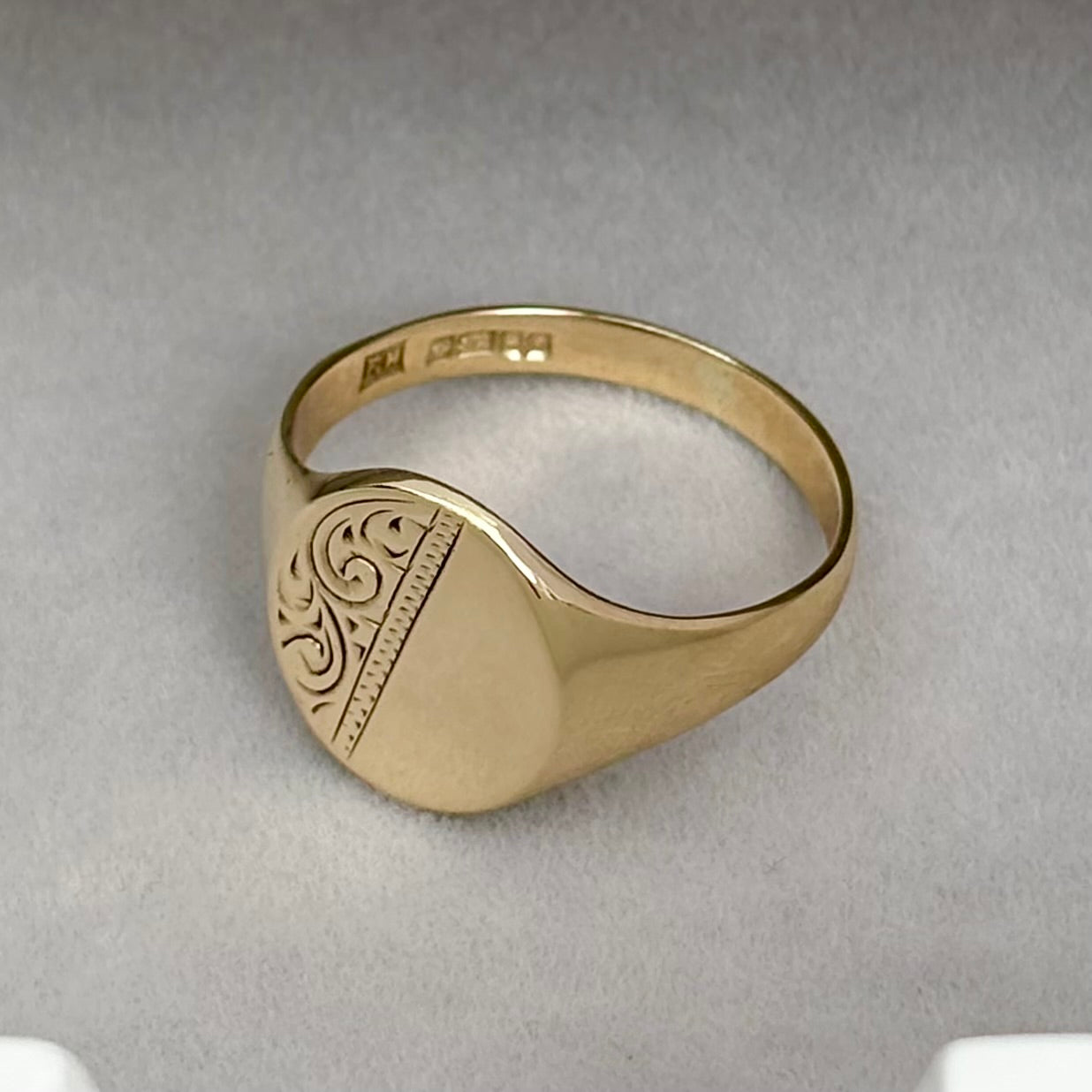 Just in! Vintage 1970s 9ct yellow gold Engraved Oval Cushion signet ring