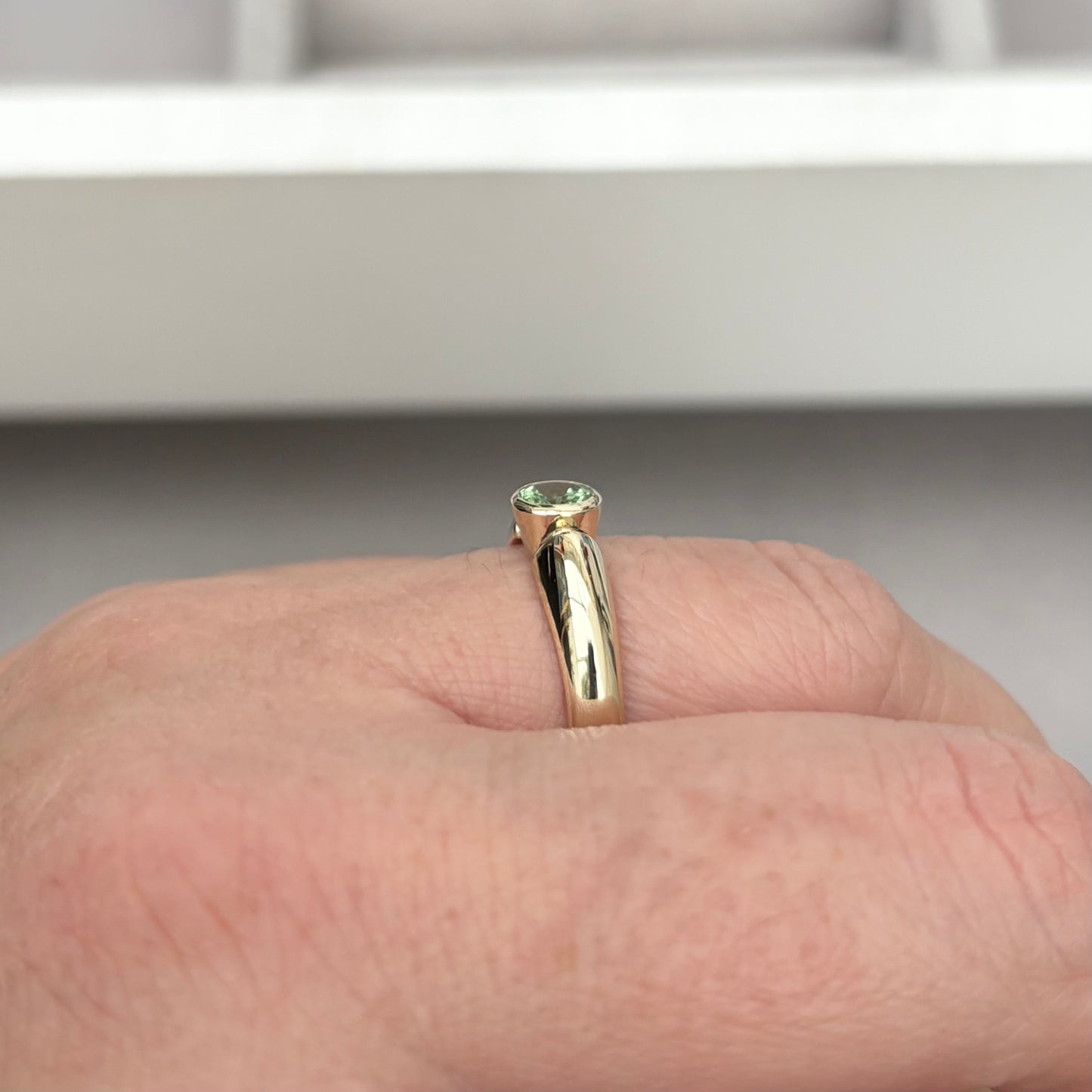 Vintage 1990s 9ct yellow gold Tsavorite Garnet unique ring