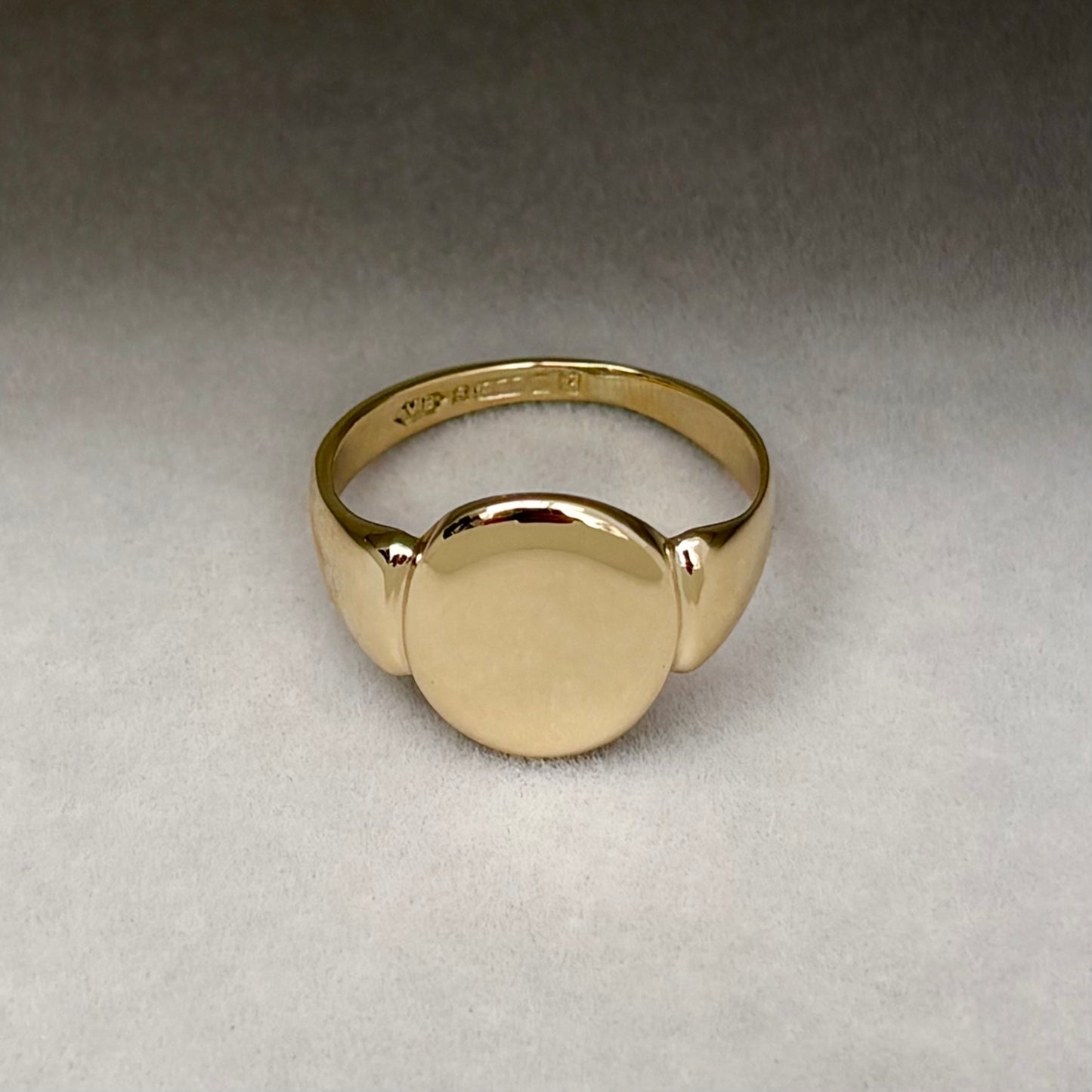 Special order - Vintage 1960s 9ct Yellow Gold Oval Signet Ring