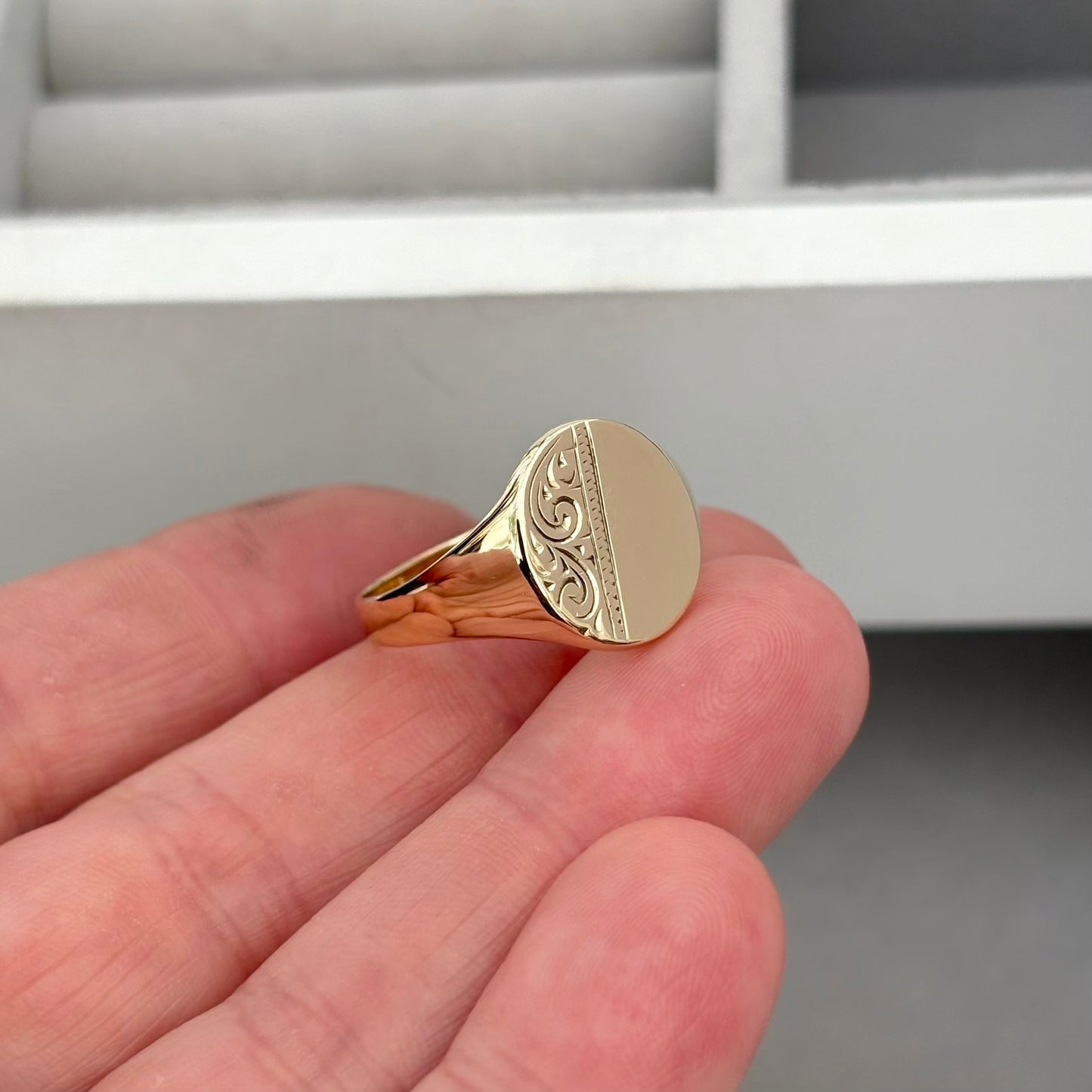 Just in! Vintage 1970s 9ct yellow gold Engraved Oval Cushion signet ring