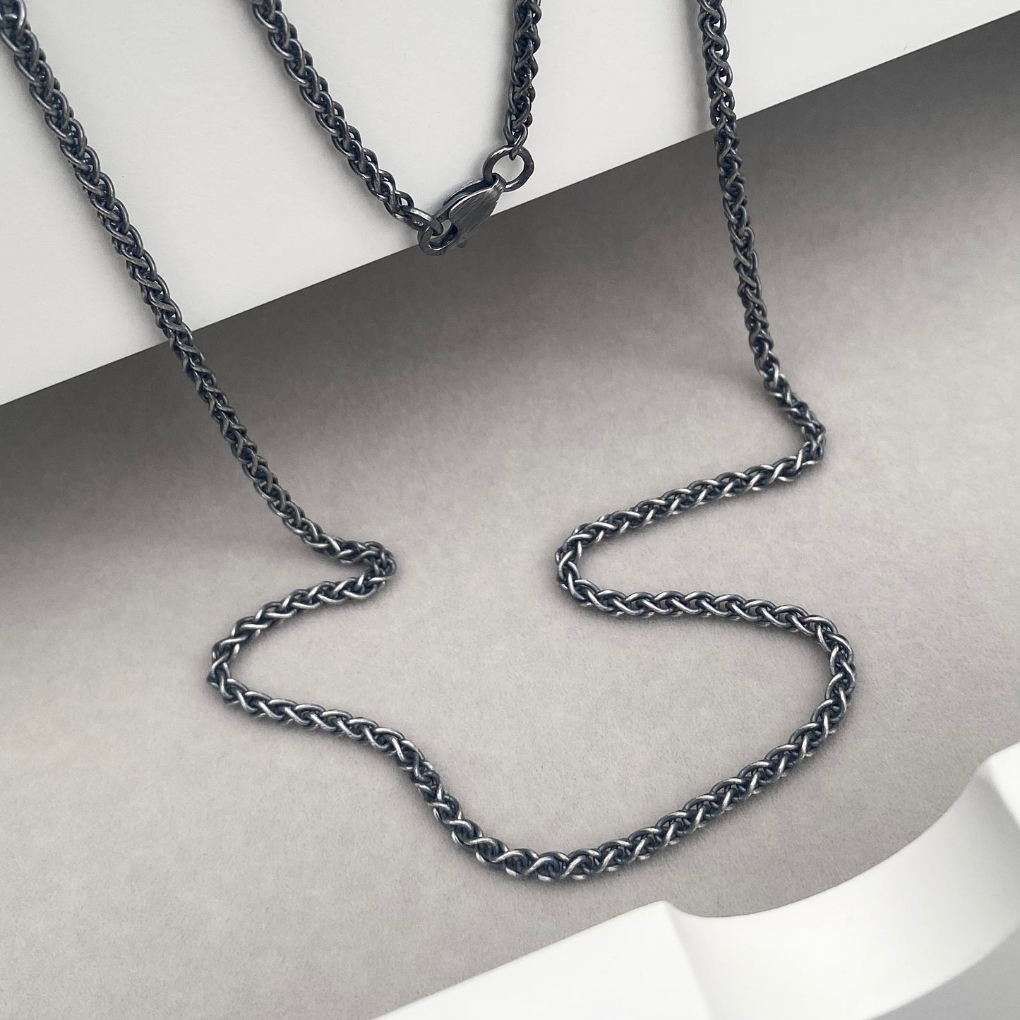 Oxidised or polished sterling silver 2.5mm wide spiga chain