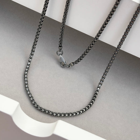 Oxidised or polished sterling silver 2.5mm wide dovetail chain