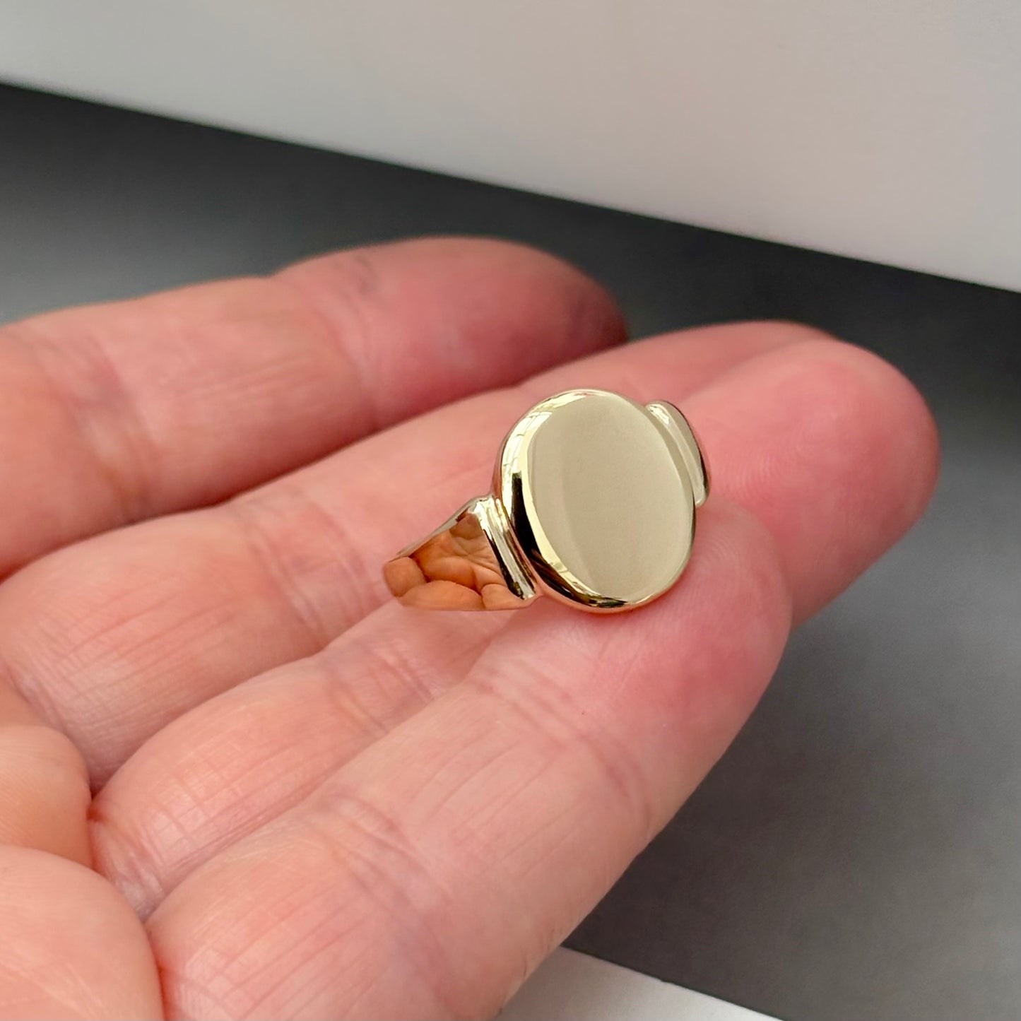 Special order - Vintage 1960s 9ct Yellow Gold Oval Signet Ring