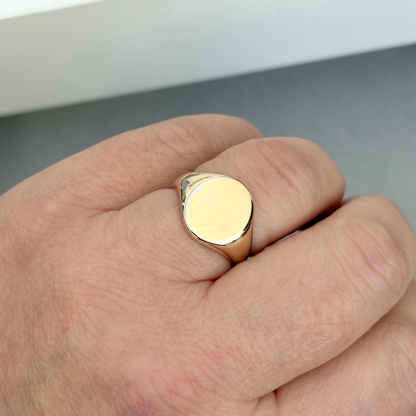 Special order - Vintage 9ct yellow gold classic oval signet ring