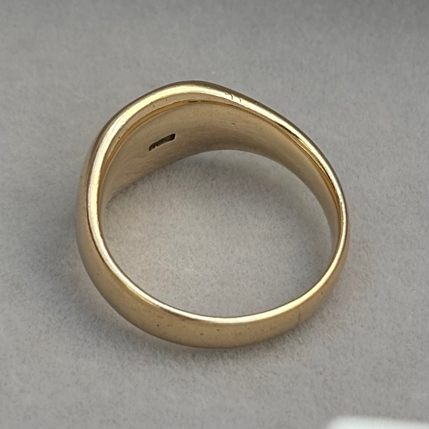 Special order - Vintage 1956 9ct Yellow Gold Oval Cushion Signet Ring