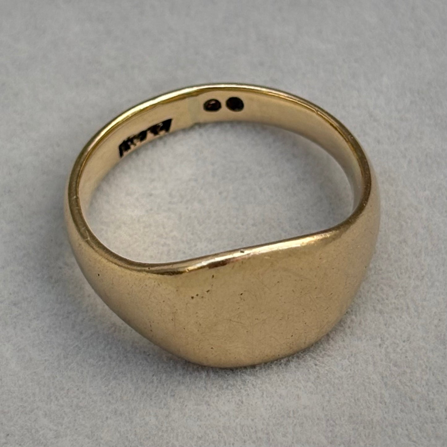 Special order - Vintage 1956 9ct Yellow Gold Oval Cushion Signet Ring