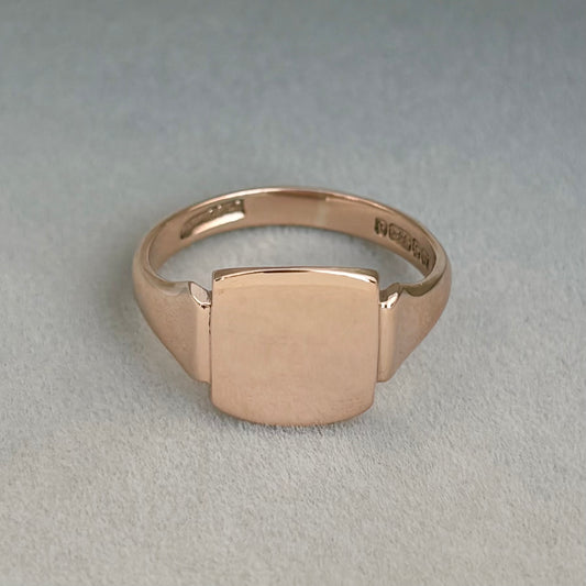 New arrival! Antique 1920s 9ct Rose Gold Cushion Signet Ring