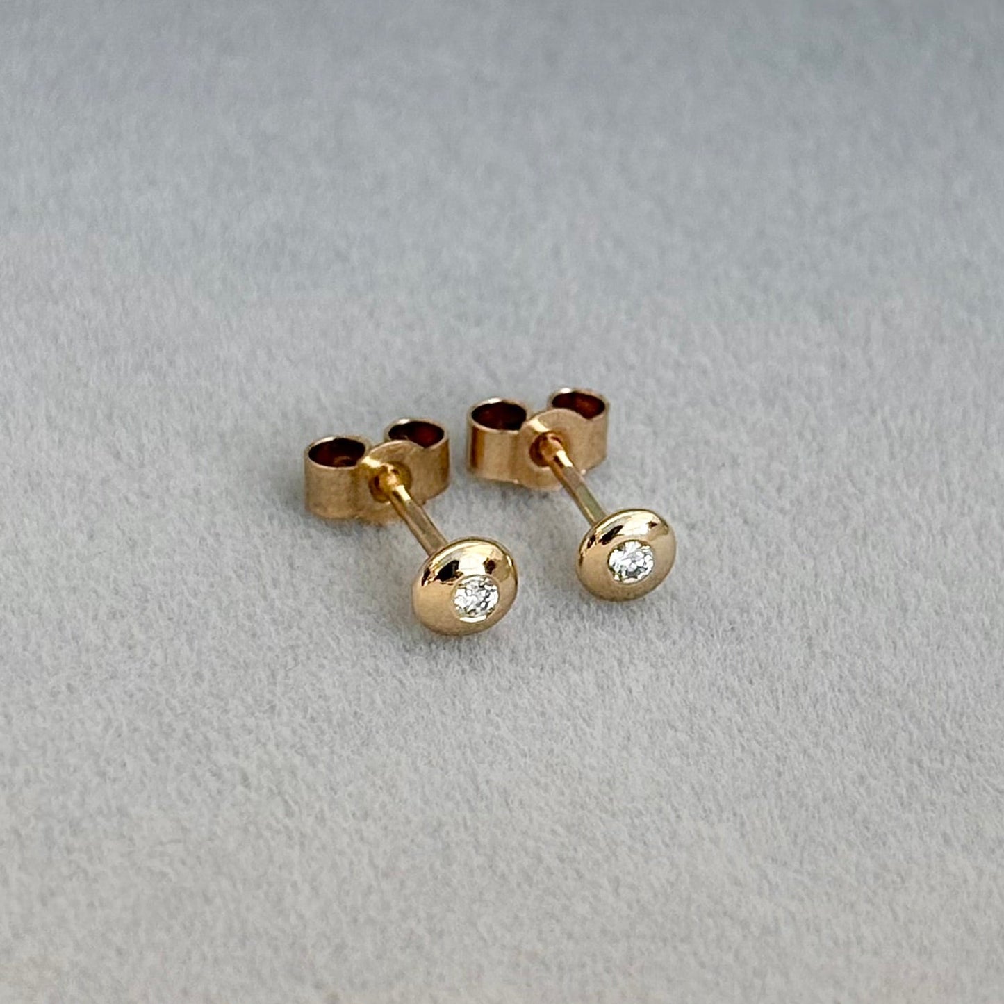 New arrival! Handmade 9ct yellow gold tiny pebble diamond stud earrings