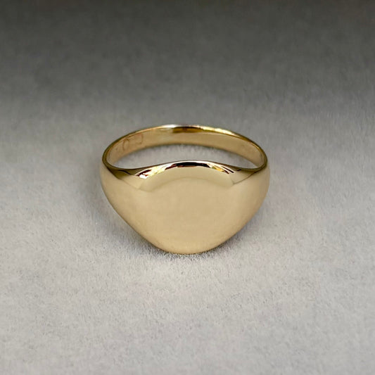 Vintage 9ct Yellow Gold Small Oval Signet Ring