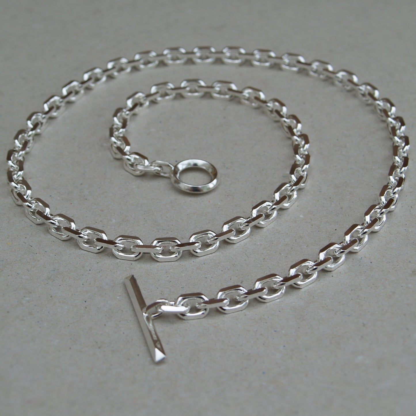 Oxidised or polished solid silver extra heavy 6.6mm wide diamond cut trace chain with a unique T-bar design - Men's jewellery