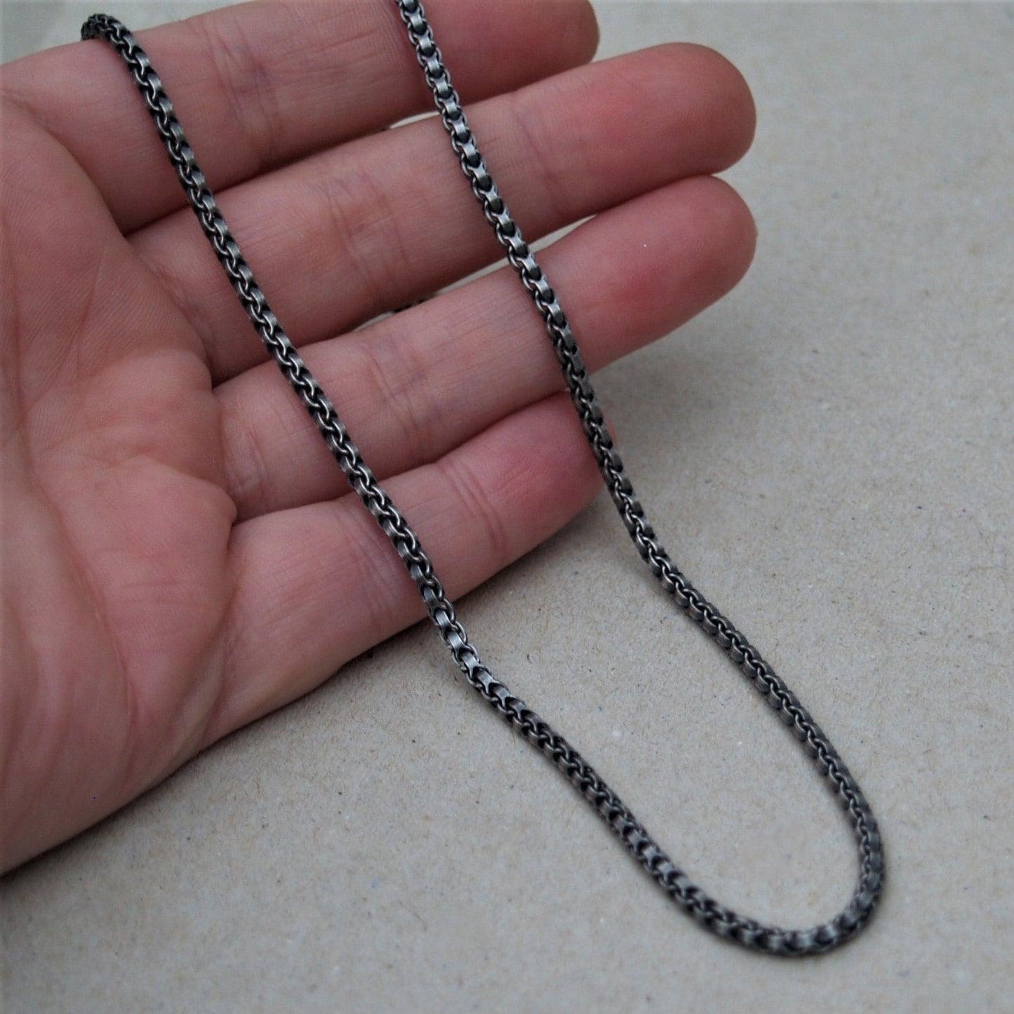 Silver 2.5mm wide dovetail chain - Oxidised or polished