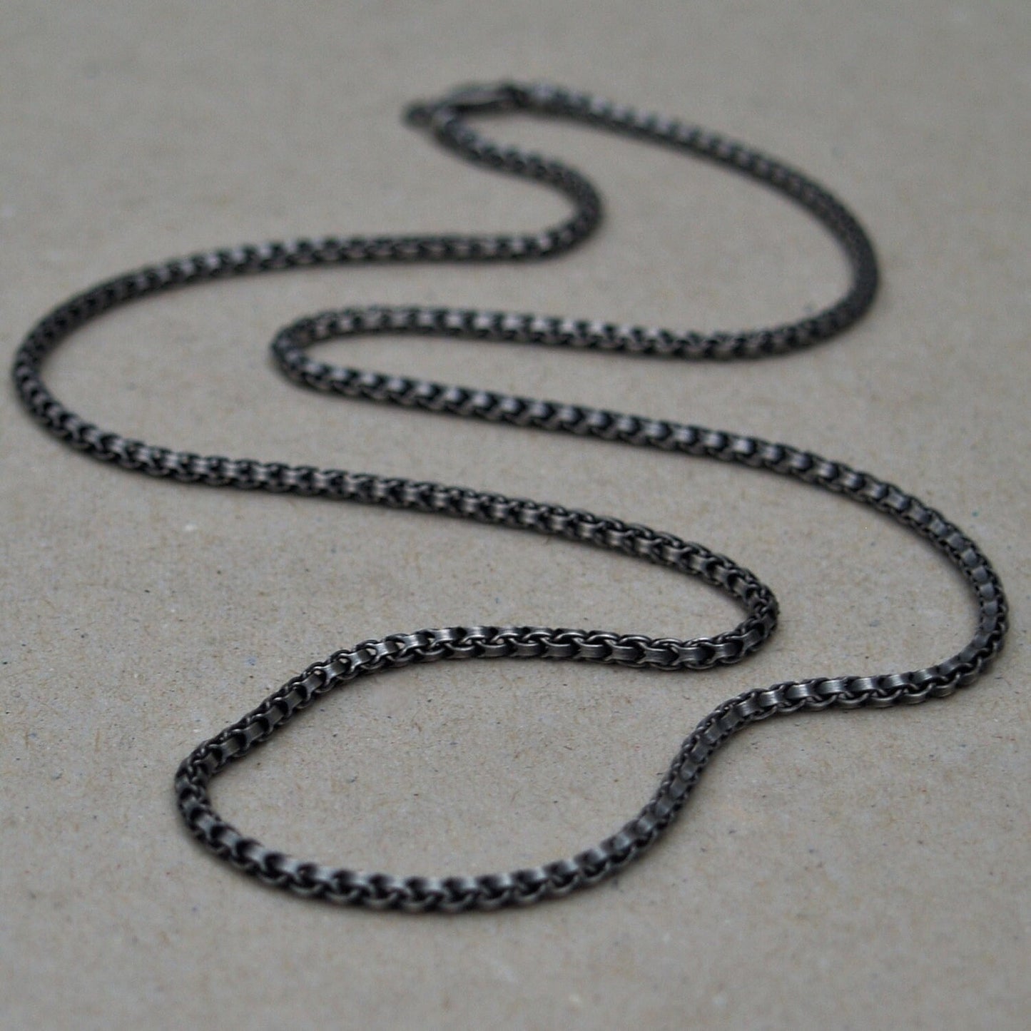 Silver 2.5mm wide dovetail chain - Oxidised or polished