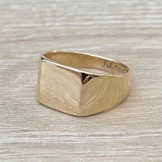 Vintage 9ct yellow gold square signet ring - Can be hand engraved - UK size L 1/2 - US size 6 - British vintage jewellery