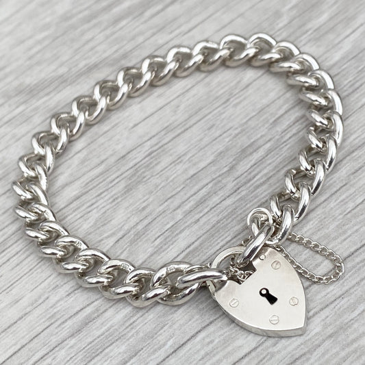 Vintage silver heart padlock curb chain bracelet - 1970s - 7.5 inches - Vintage british jewellery