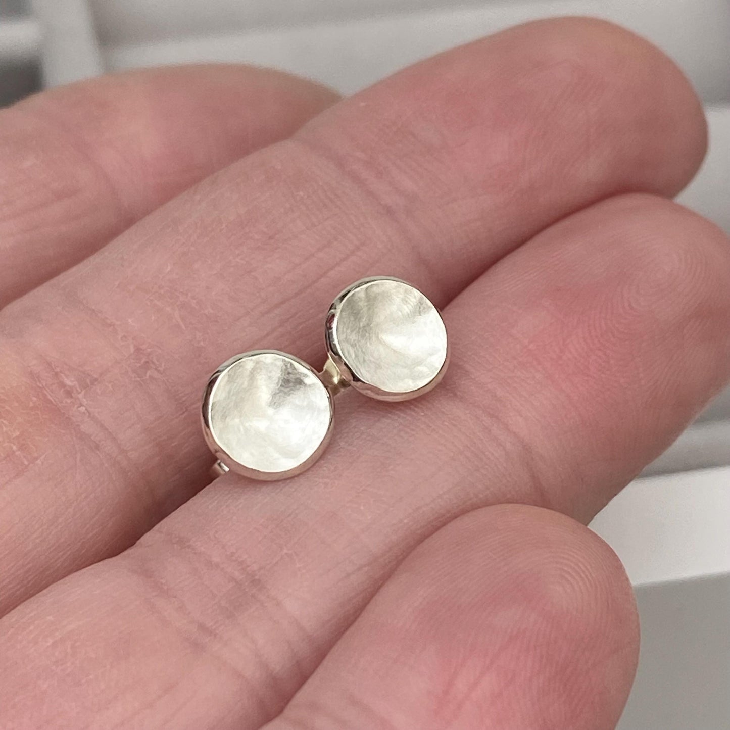Handmade 9ct white gold 7mm disc petal stud earrings