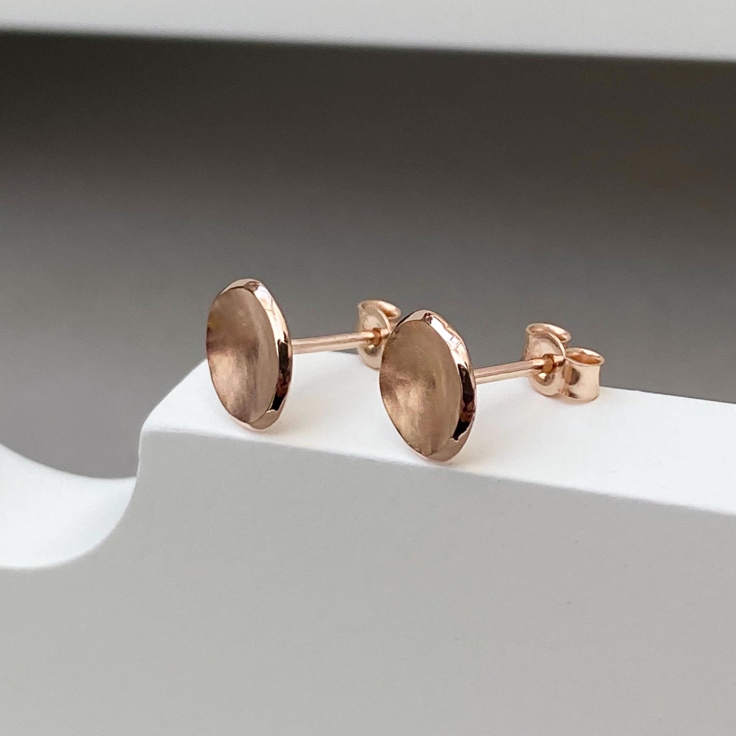 Handmade 9ct rose gold 7mm disc petal stud earrings. Also available in 9ct white and 9ct yellow gold