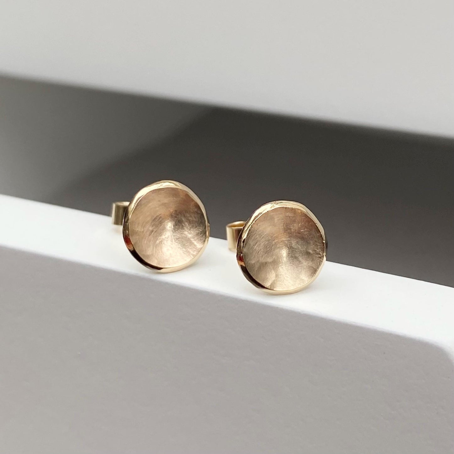 Handmade 9ct yellow gold small 7mm disc petal stud earrings - Also available in 9ct white or 9ct rose gold