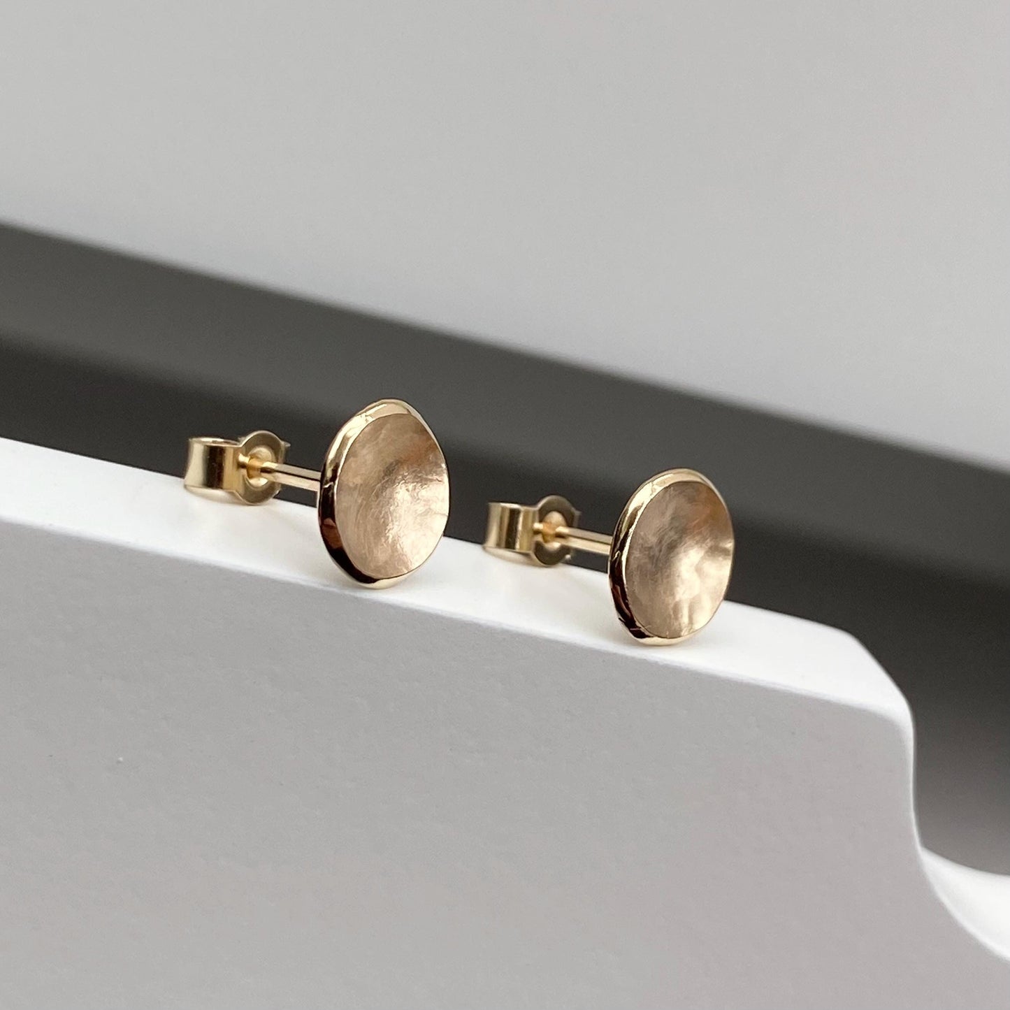 Handmade 9ct yellow gold small 7mm disc petal stud earrings - Also available in 9ct white or 9ct rose gold