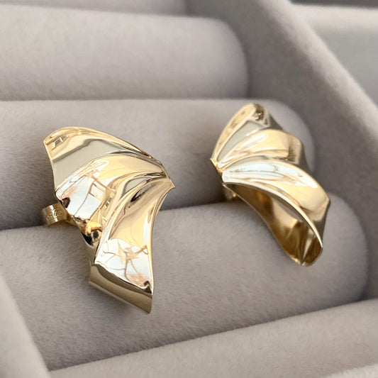 Vintage 1980s 9ct yellow gold statement half bow, wing style stud earrings