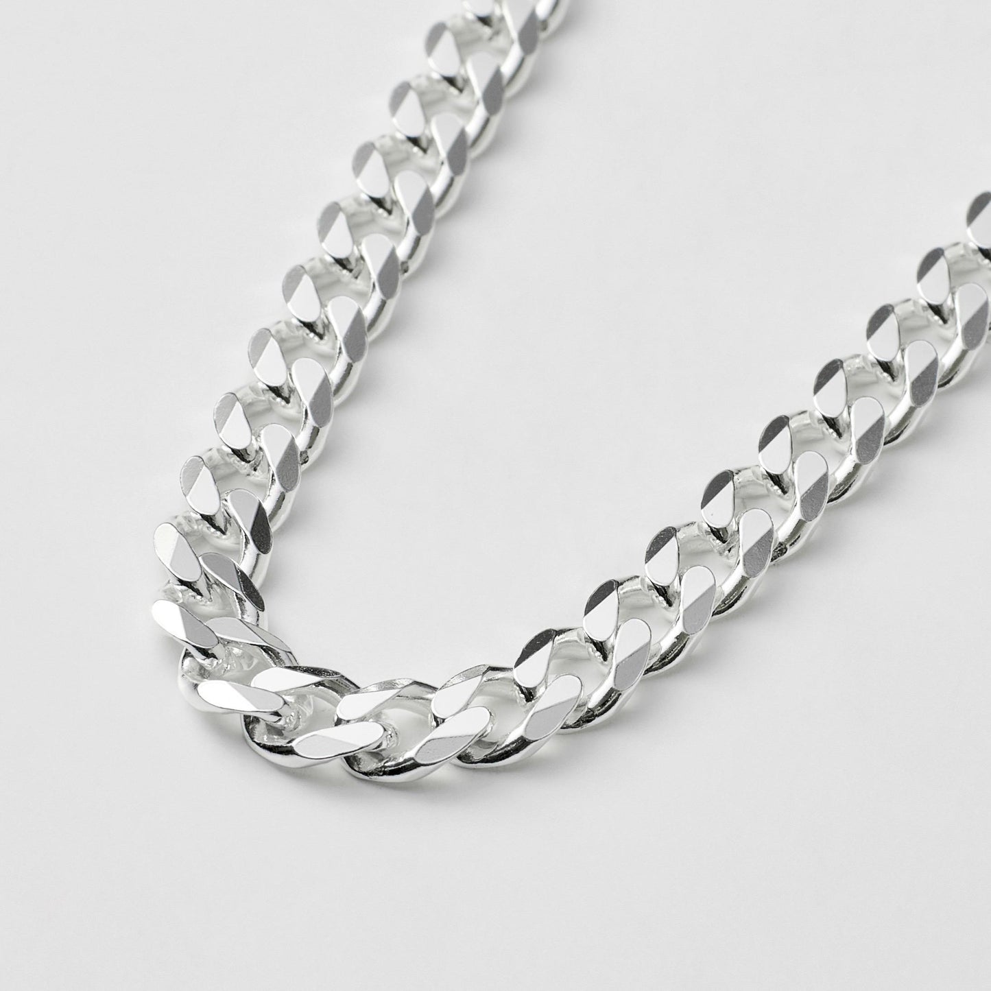 Solid silver heavy 5.5mm wide curb chain - Oxidised or polished