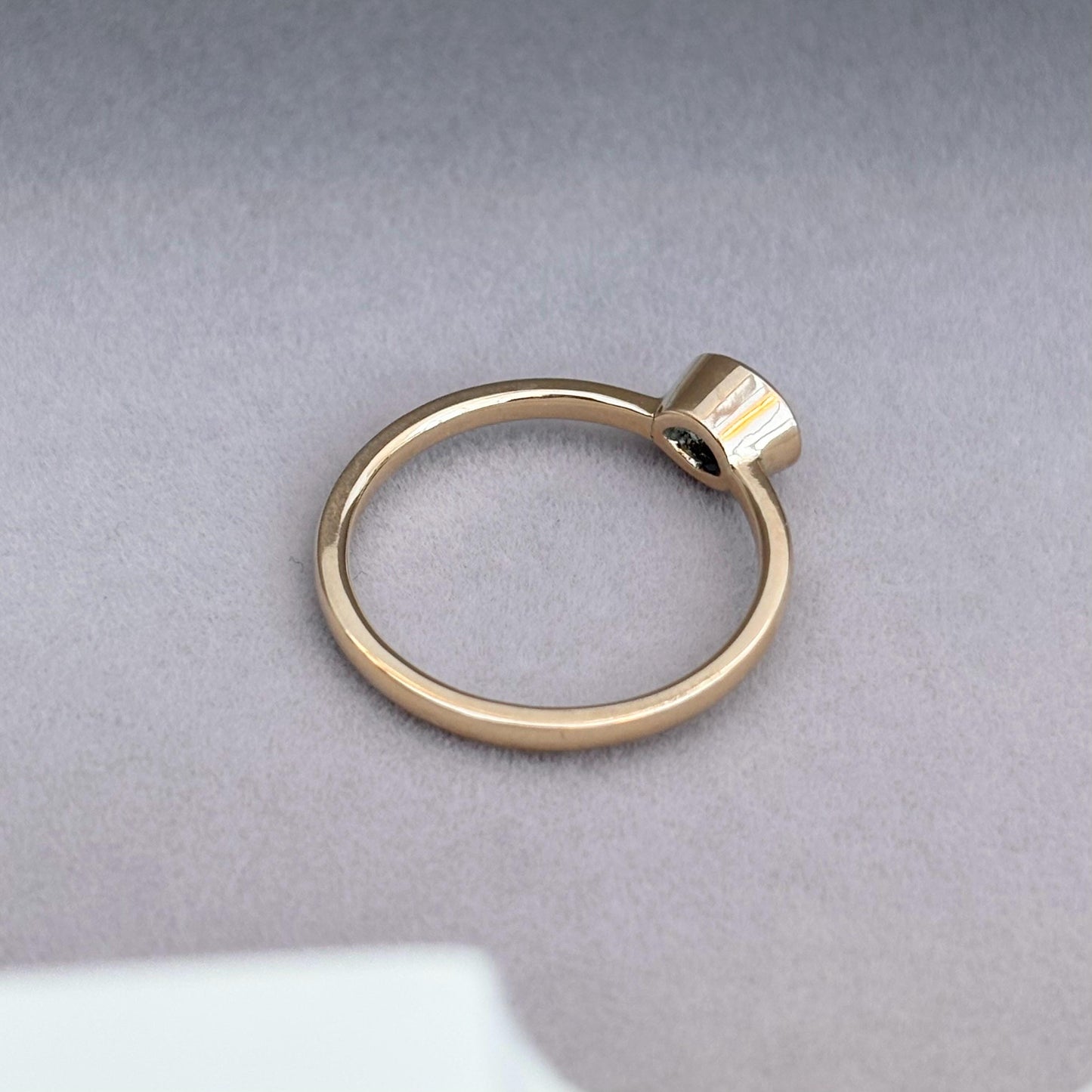 New listing - Handmade 9ct solid yellow gold natural Blue Sapphire ring