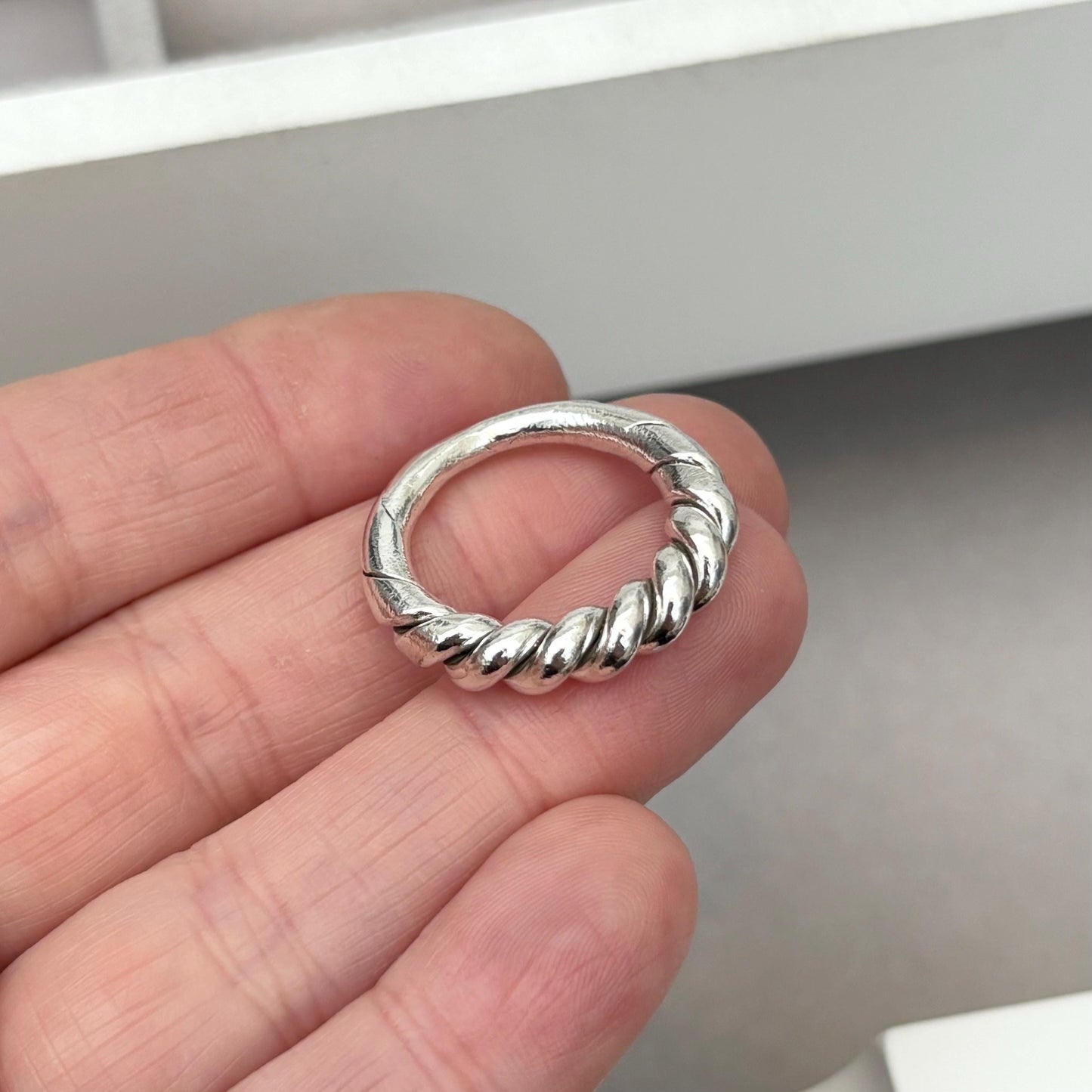 Vintage sterling silver chunky twisted viking rope ring design