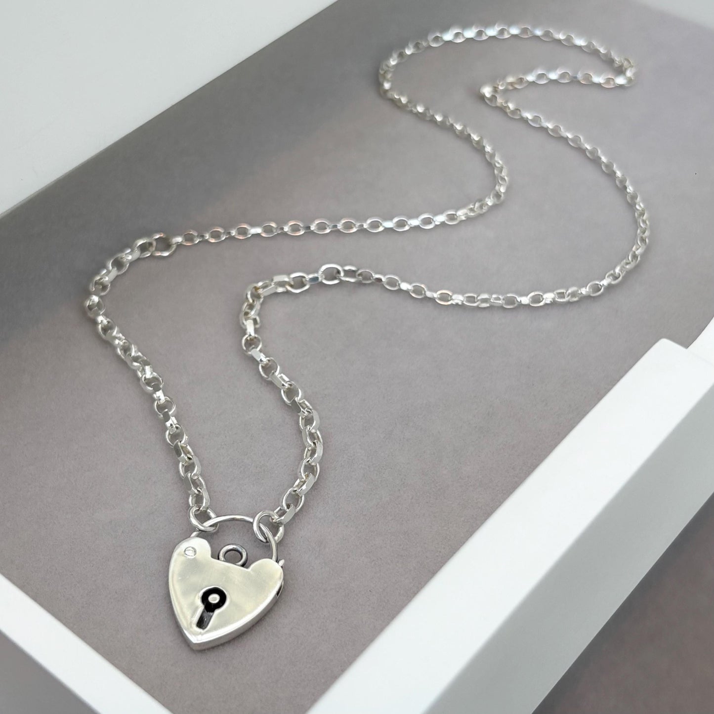 Vintage sterling silver heart padlock charm chain necklace