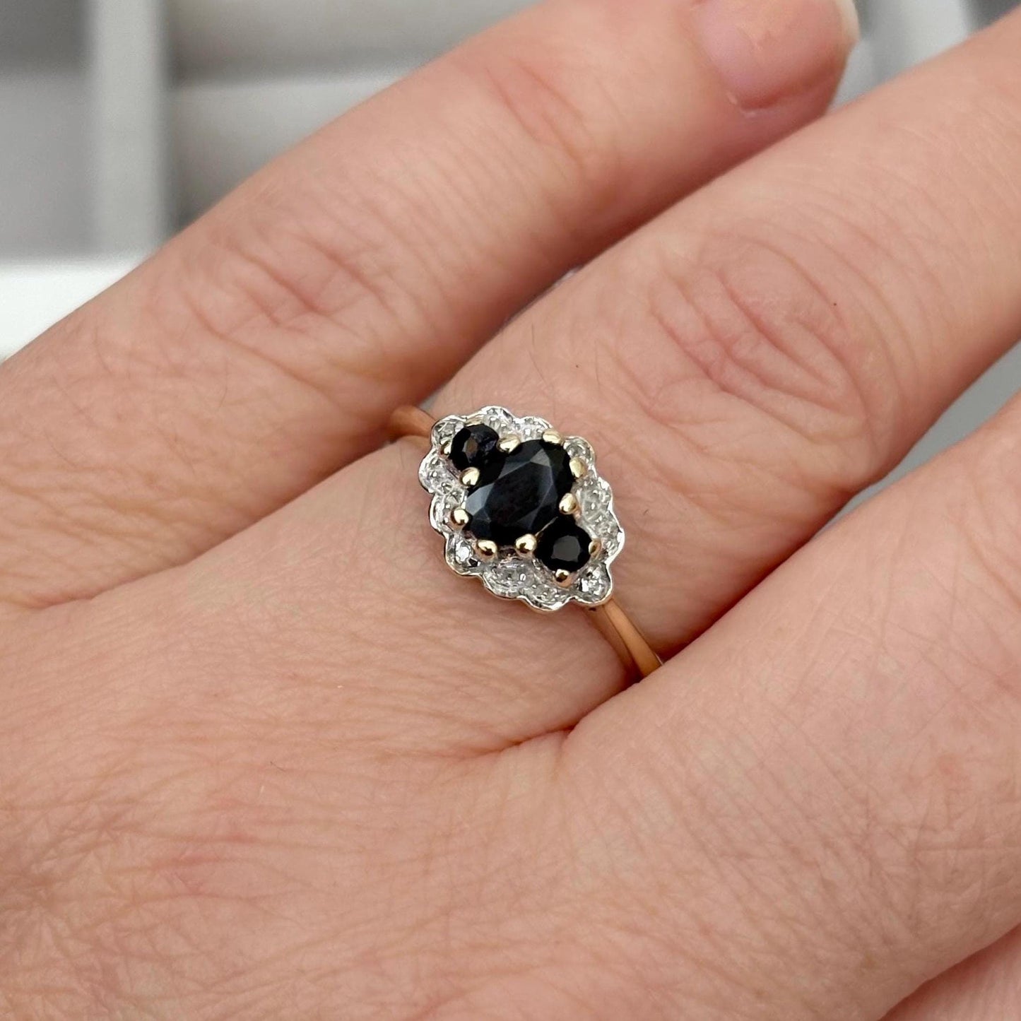 Vintage 9ct yellow gold black sapphire diamond trilogy ring