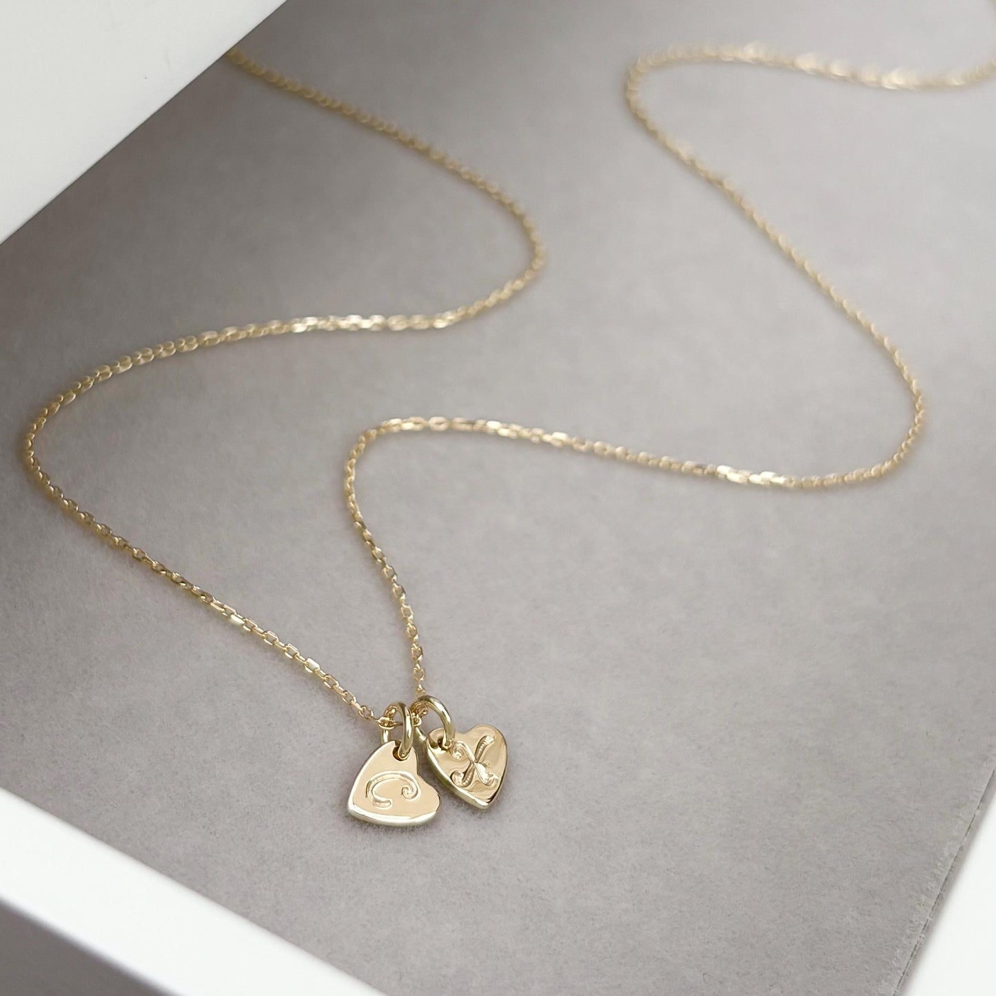 9ct solid yellow gold tiny heart charm pendants and fine chain