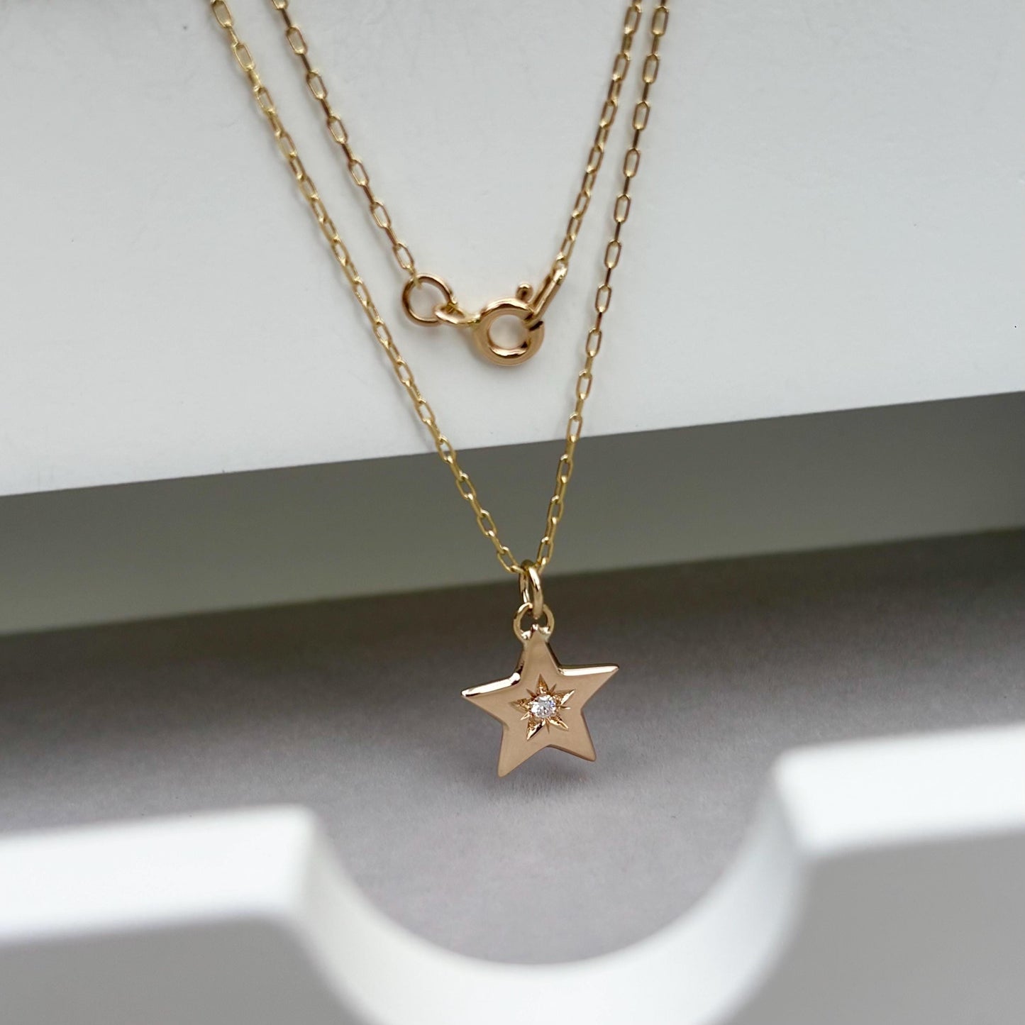 Sample sale - Handmade 9ct yellow gold natural diamond star pendant on a filed trace chain