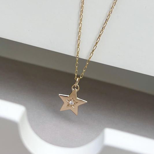 Sample sale - Handmade 9ct yellow gold natural diamond star pendant on a filed trace chain