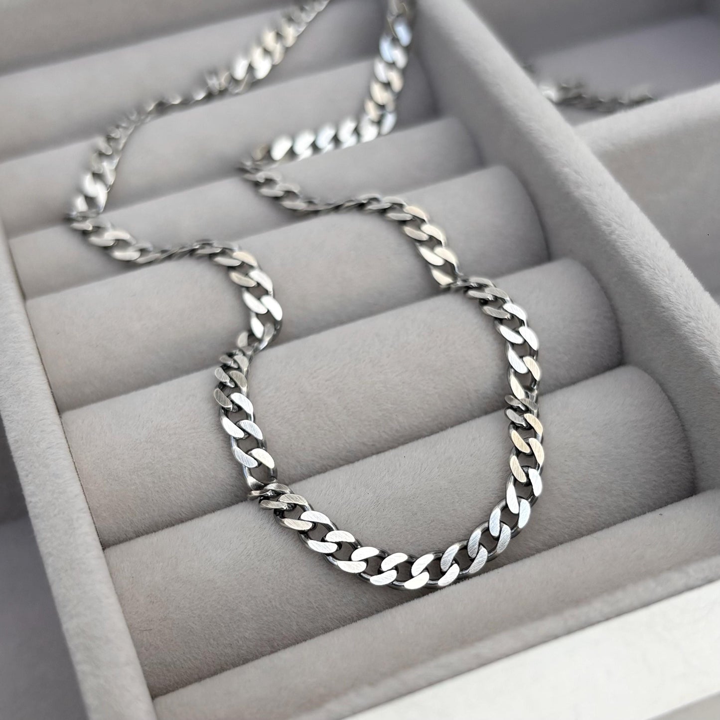 Sample sale - Antiqued solid sterling silver heavy 3.7mm wide flat curb chain