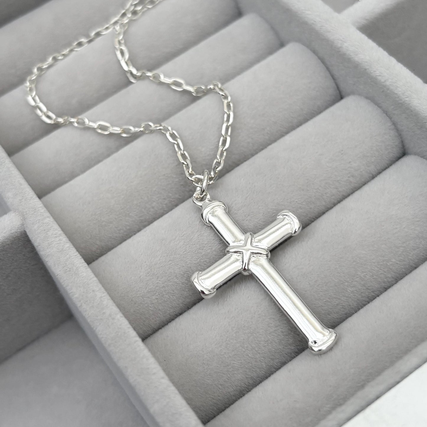 Sample sale - Solid sterling silver cross pendant on a diamond cut trace chain