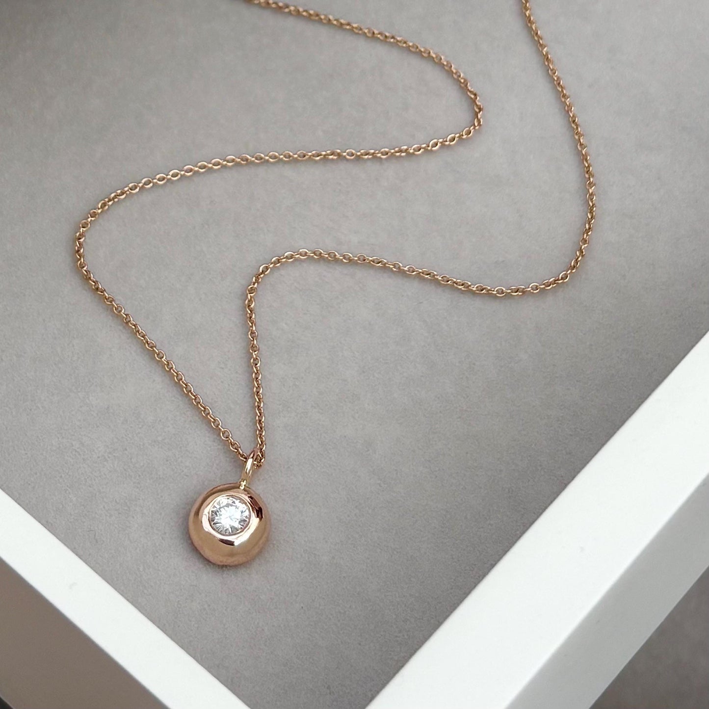 Handmade 9ct solid rose, yellow or white gold 4mm 0.25ct round lab diamond nugget pendant on a trace chain