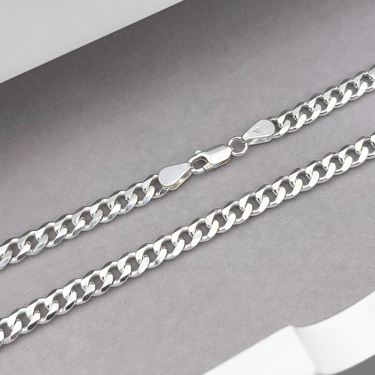 Sample sale - Polished solid sterling silver heavy 5.7mm wide curb chain