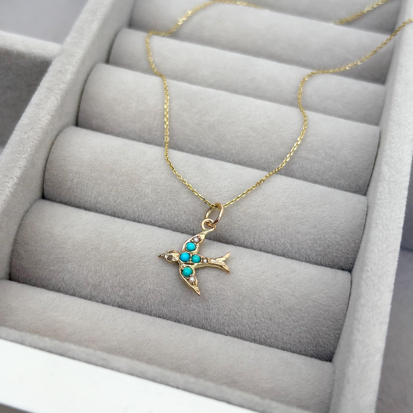 Vintage 9ct yellow Gold Dainty Turquoise and Pearl Bird Charm Pendant Chain Necklace