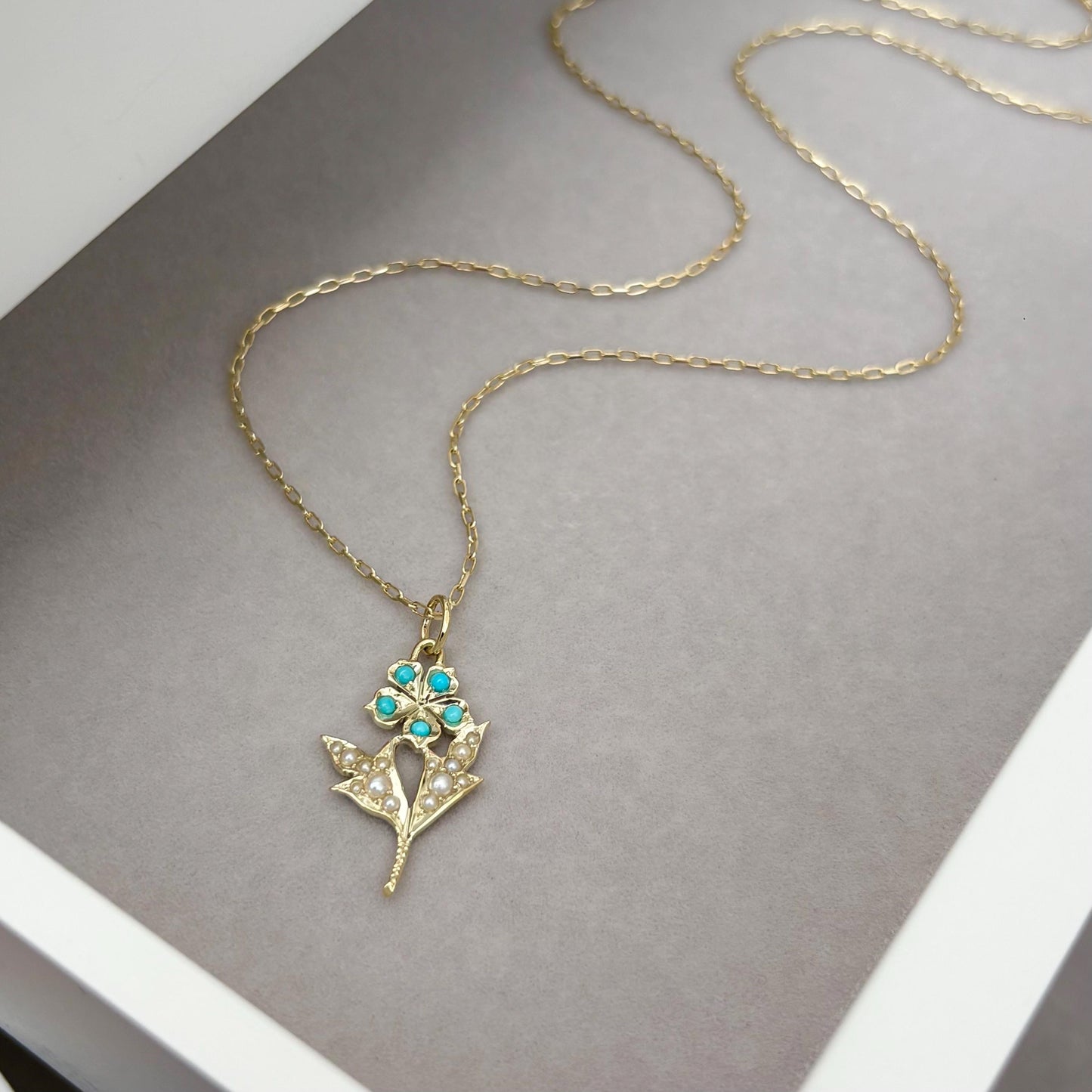 Vintage 14ct yellow Gold Turquoise and Pearl Flower Charm Pendant Chain Necklace