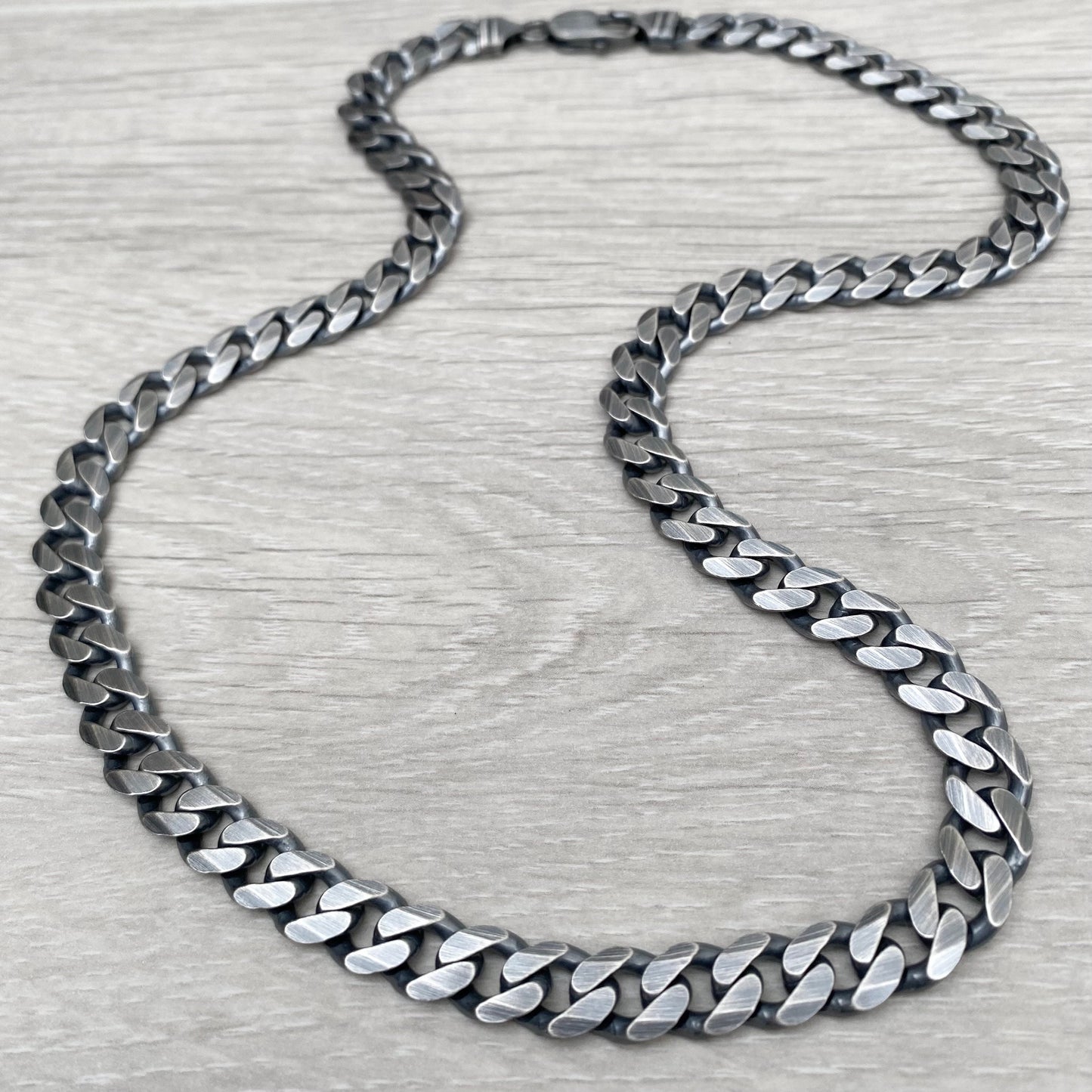 Men's oxidised heavy silver curb chain - 80g - 9.2mm wide - 22 inch length