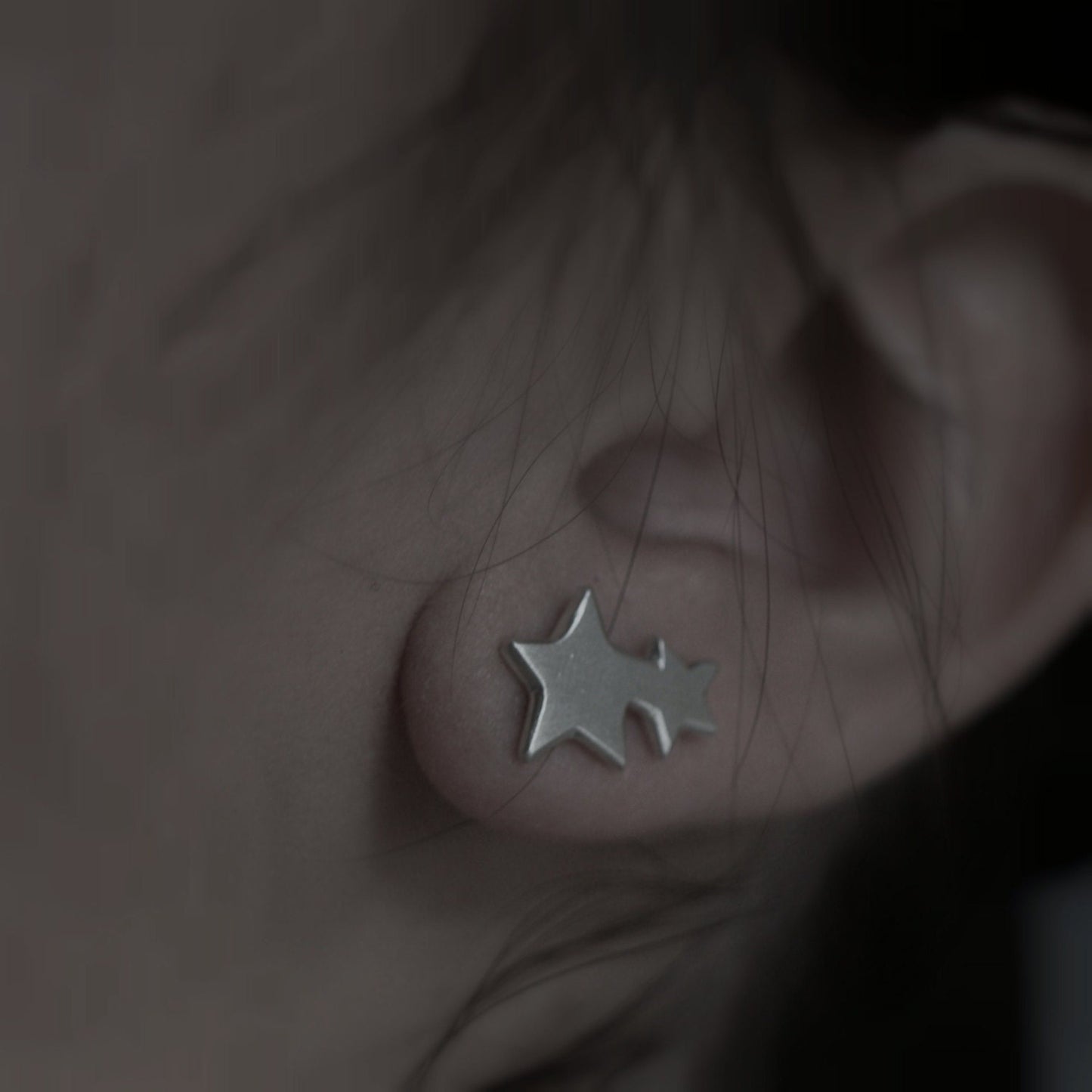 Handmade silver two star design stud earrings