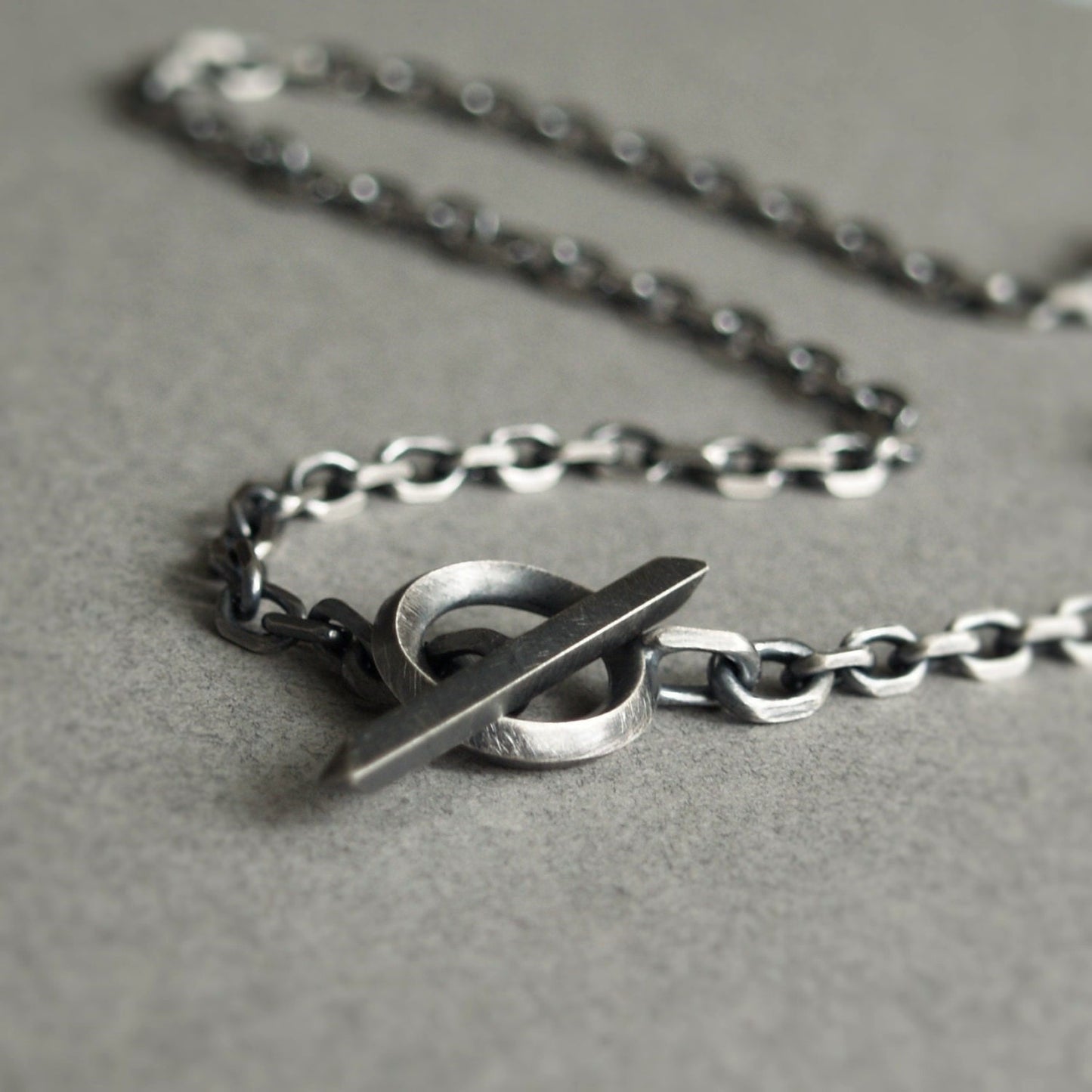 Oxidised or polished solid silver 4.2mm wide diamond cut trace chain with a unique T-bar design - Men's Jewellery